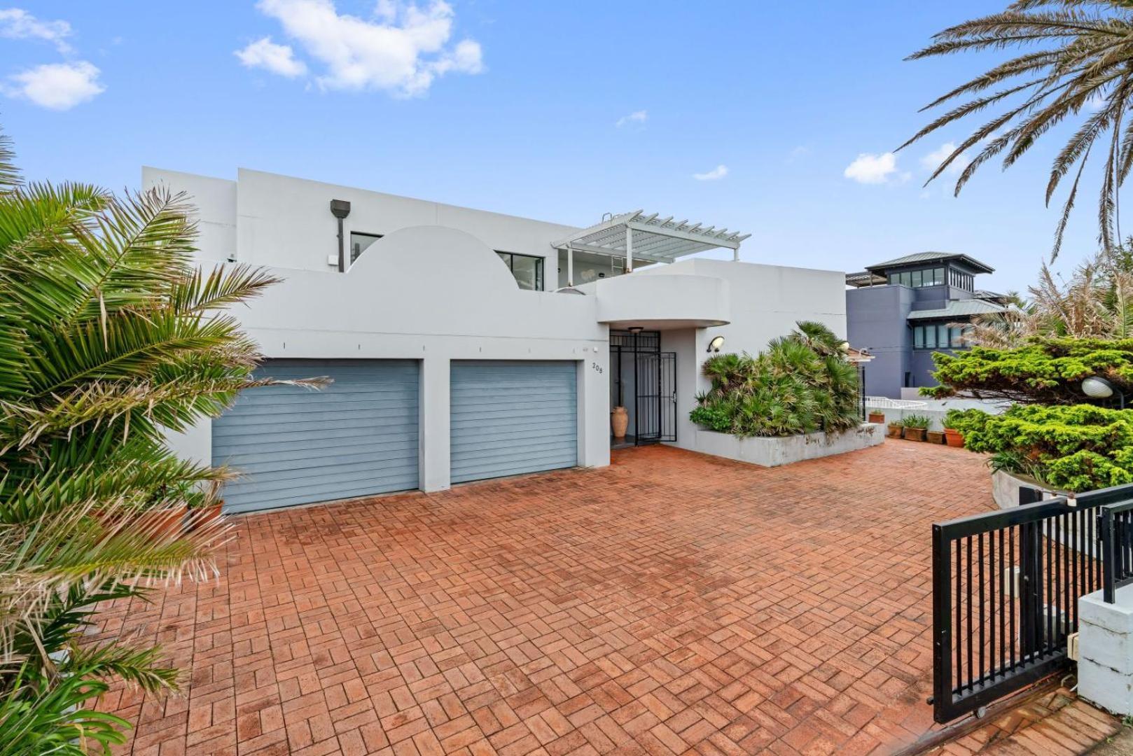 Villa Peninsula Living In Grand Family Sydney
