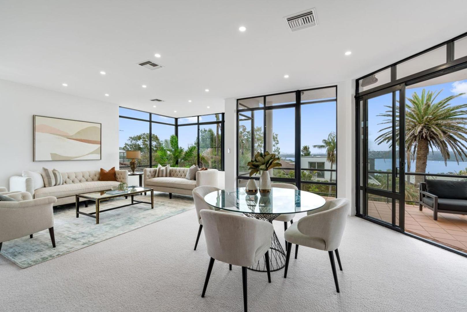 Peninsula Living In Grand Family